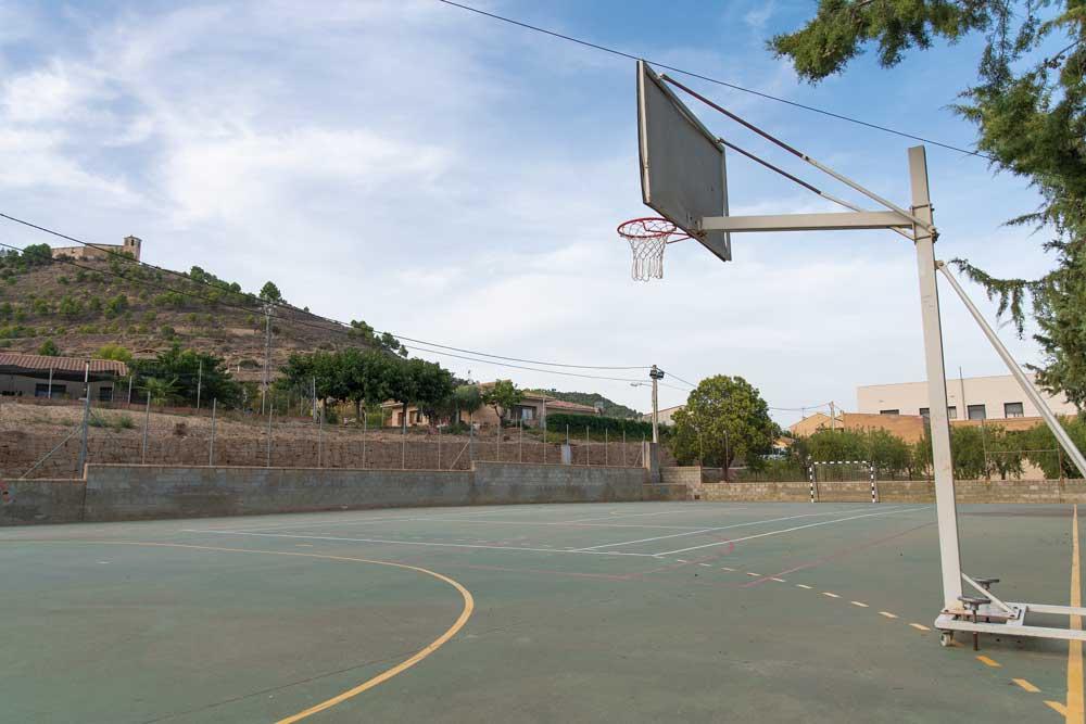 Imagen Pistas polideportivas y frontón